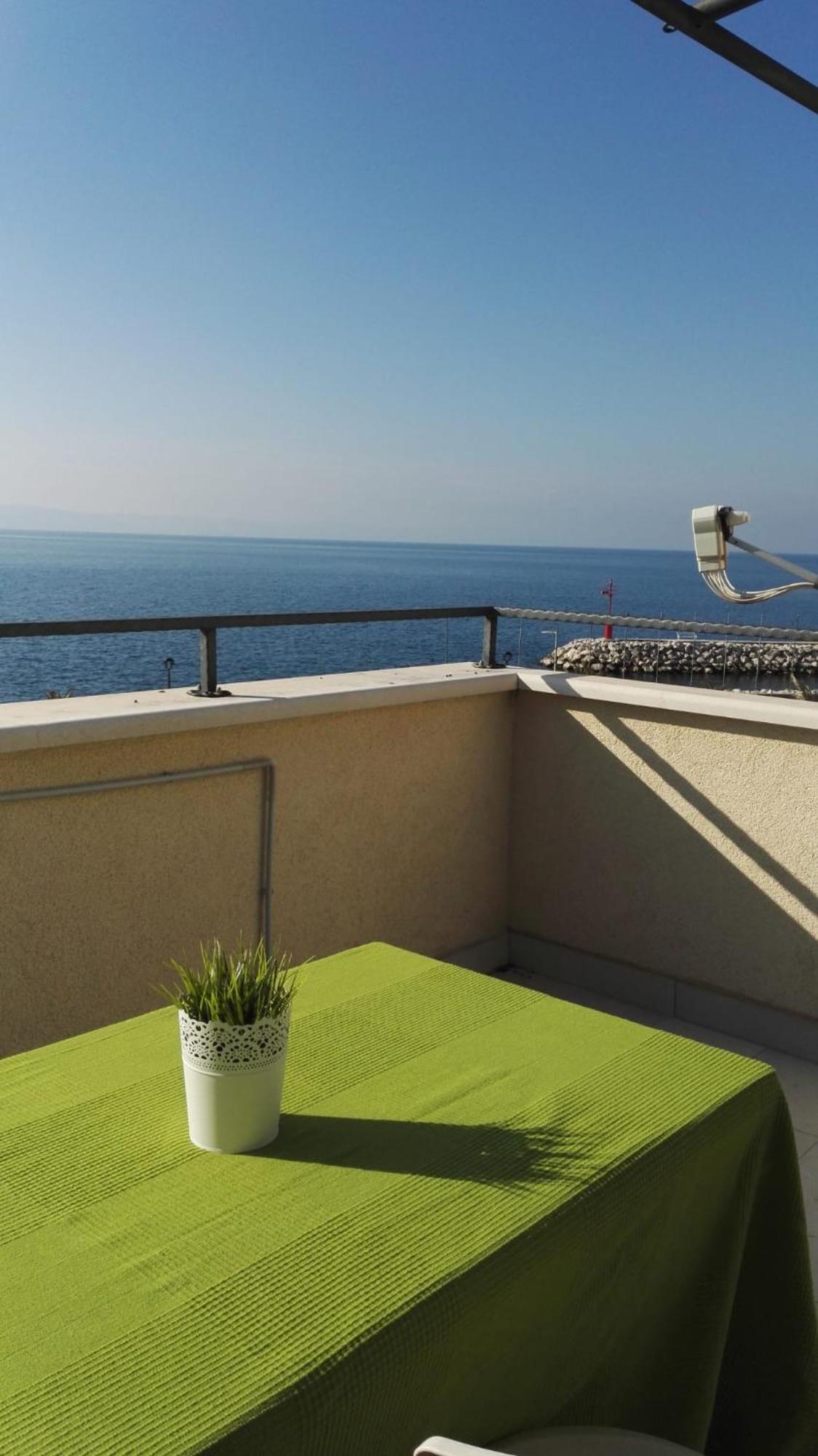 Apartment Dalma Podgora Cameră foto